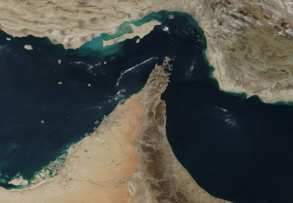 Strait_of_Hormuz_and_Musandam_Peninsula_(MODIS_2018-12-10)