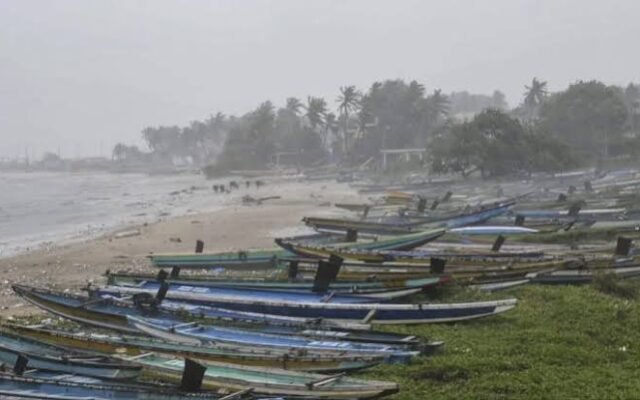 Cyclone Arnab: आंध्र प्रदेश के तट से टकराया चक्रवात, ओडिशा समेत कई राज्यों में भारी बारिश का अलर्ट